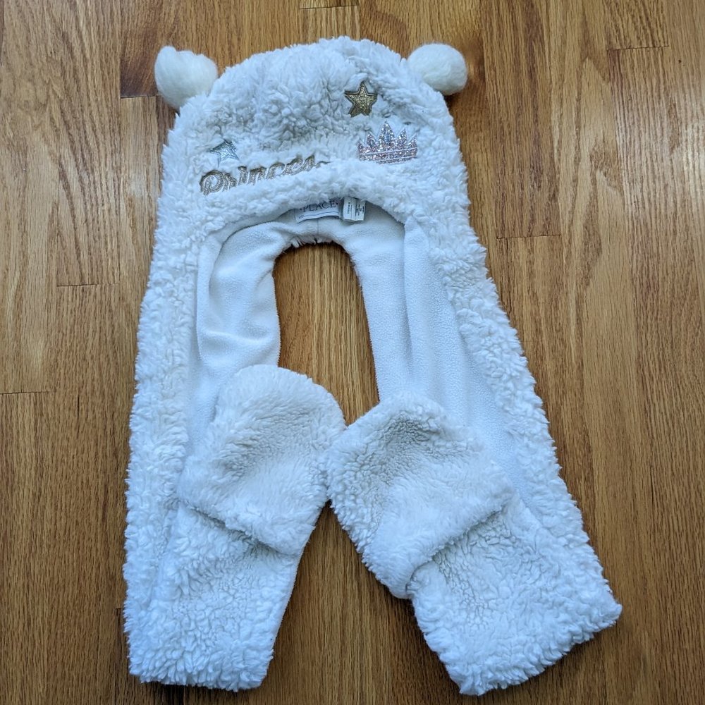 Children's Place Girl Large 8+ White Faux Fur 'Princess' Glitter Patch Hat Scarf